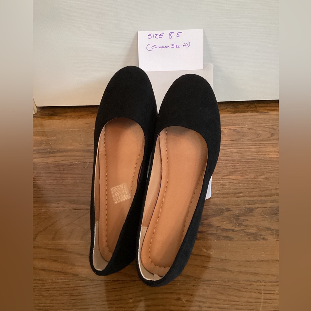 LADIES’ SUEDE SLIDES
